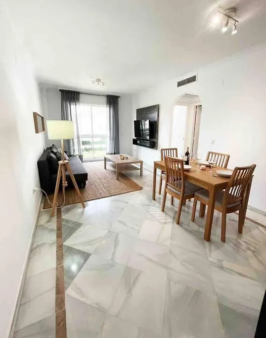 2Br, 1Bth Flat Near Puerto Banus Apartment Marbella 0*,  Spain